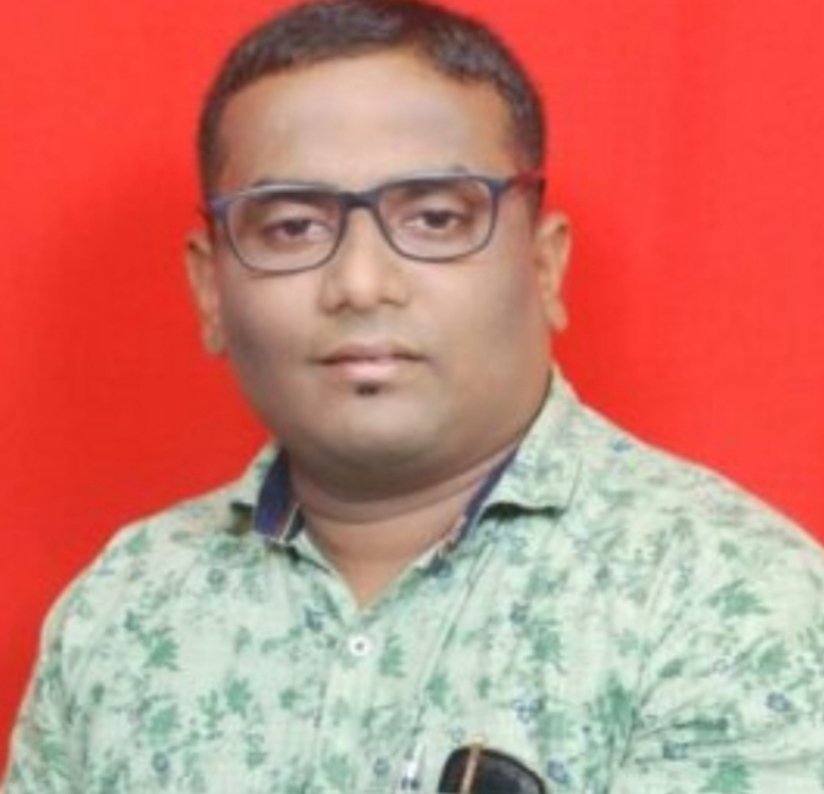 बांधकाम कामगारांच्या प्रलंबित लाभ प्रस्तावांसाठी स्वाभिमानी कामगार संघटनेने पुकारले ठिय्या आंदोलन