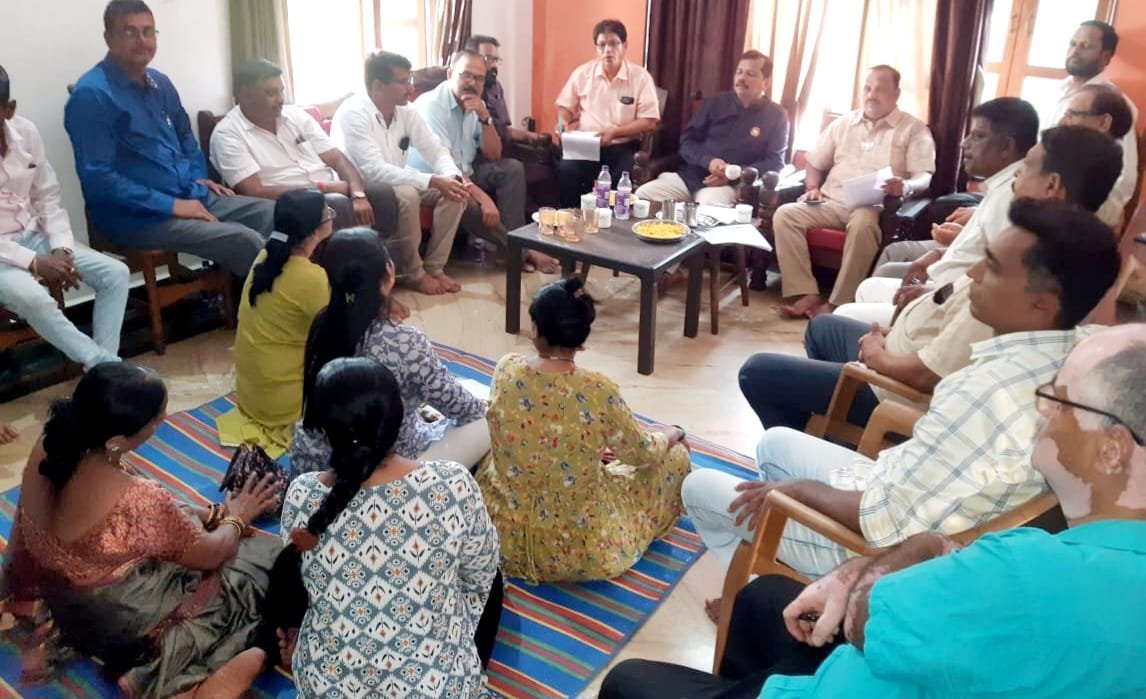 सावंतवाडी विधानसभा मतदारसंघातील बांदा मंडलात मोदी @ 9 अभियान अंतर्गत जेष्ठ कार्यकर्ता संमेलन , लाभार्थी मेळावा व योग दिन कार्यक्रमाचे नियोजन