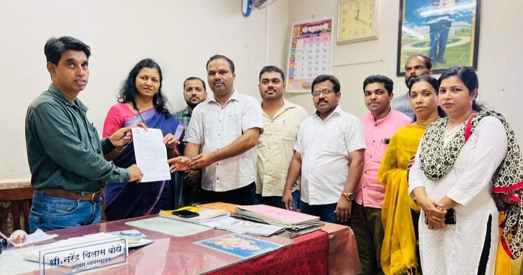आषाढी एकादशी निमित्त सावंतवाडी आगारातून भाविकांसाठी एसटी महामंडळाने जादा बसेससह इतर सुविधा द्याव्यात