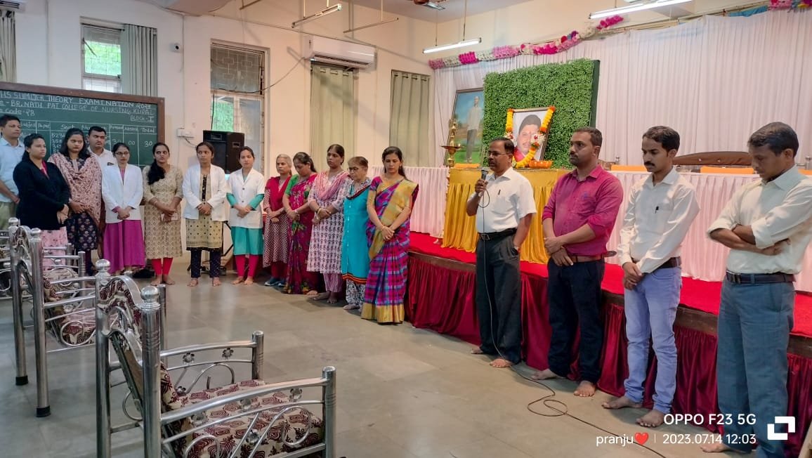 *बॅ. नाथ पै शिक्षण संस्थेमध्ये कै. सिद्धेश गाळवणकर यांना श्रद्धांजली अर्पण*