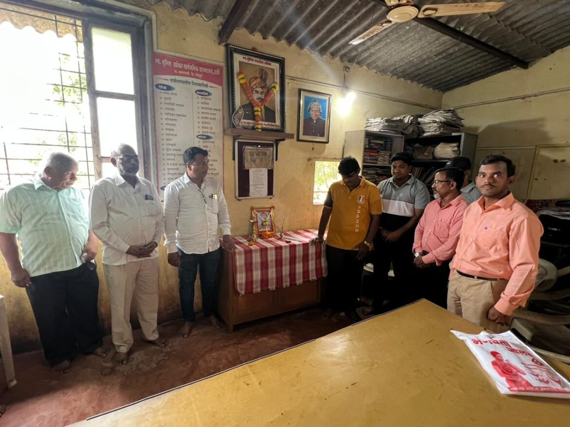 तळेरे येथे मधुसूदन नानिवडेकर यांचा द्वितीय स्मृतिदिन