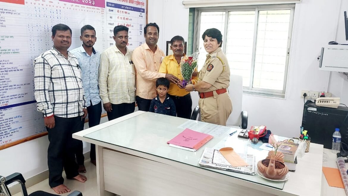 सावंतवाडी उपविभागीय पोलिस अधिकारी श्रीमती संध्या गावडे यांचे महाराष्ट्र राज्य मराठी पत्रकार संघातर्फे करण्यात आले स्वागत.