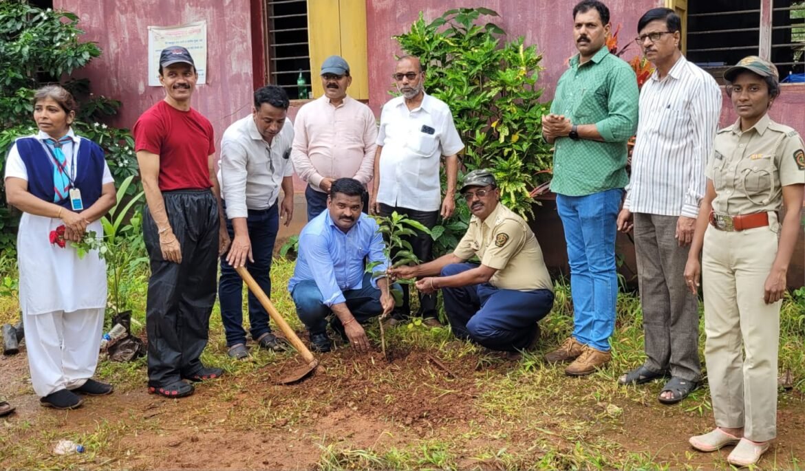 आपला परिसर स्वच्छ सुंदर व हरित ठेवणे ही आपली प्रत्येकाची जबाबदारी:दिलीप तळेकर