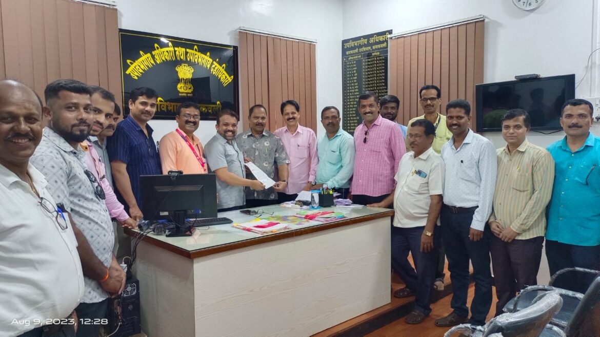 मुंबई-गोवा महामार्गाच्या रखडलेल्या कामाला गती द्या !