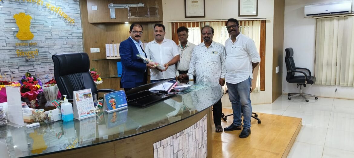 सिंधुदुर्ग जिल्हा पर्यटन वाढीसाठी काम करणाऱ्या पर्यटन व्यावसायिक महासंघास पूर्ण सहकार्य करणार :-श्री किशोर तावडे जिल्हाधिकारी सिंधुदुर्ग