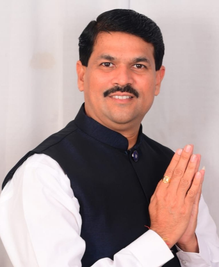 कोकण मतदारसंघ शिक्षक आमदार ज्ञानेश्वर म्हात्रे यांचा सिंधुदुर्गात दौरा