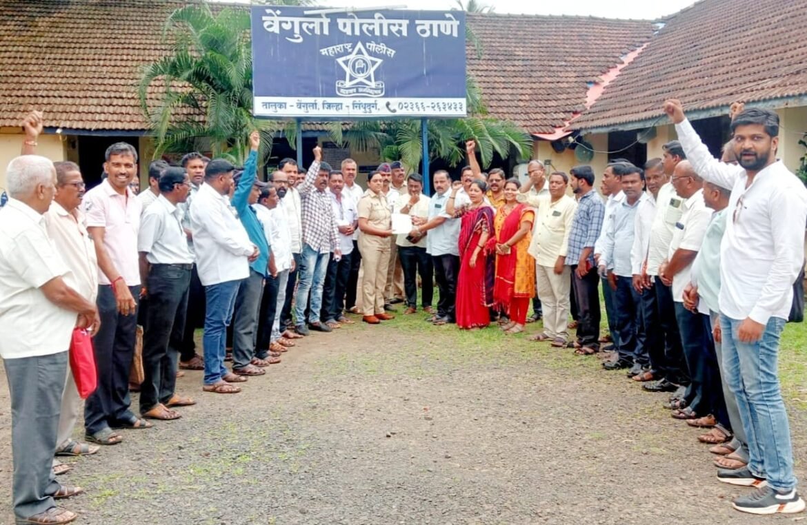 जालना येथील मराठा समाजावरील लाठीचार्ज प्रकरणाचा वेंगुर्ले येथे निषेध