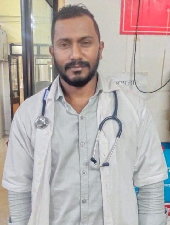 सिंधुदुर्ग जिल्हा सावंतवाडी उपजिल्हा रुग्णालयाला डॉक्टर अनिकेत विनायक गुरव रुजू