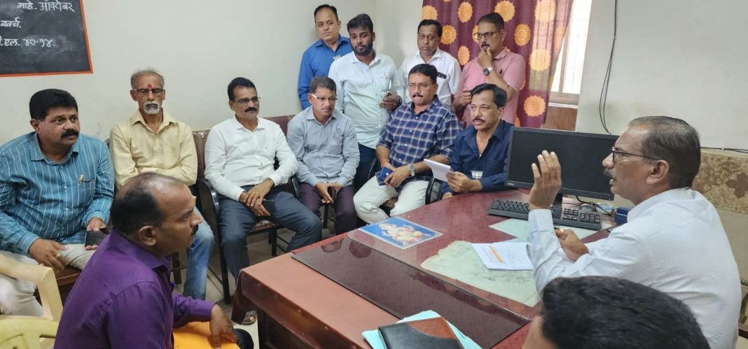 ग्रामीण भागातील नागरिकांना एसटीची सेवा सुरळीत द्या
