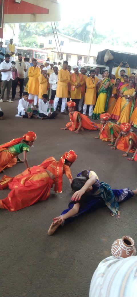 *”मेरी माटी मेरा देश” या संकल्पनेच्या पथनाट्याने प्रेक्षकांची मने जिंकली*