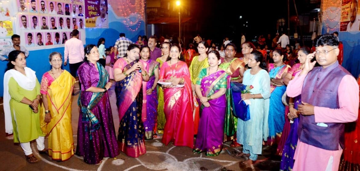 गांगेश्र्वर मित्र मंडळ आयोजित पैठणी स्पर्धेस महिलांचा उस्फुर्त प्रतिसाद