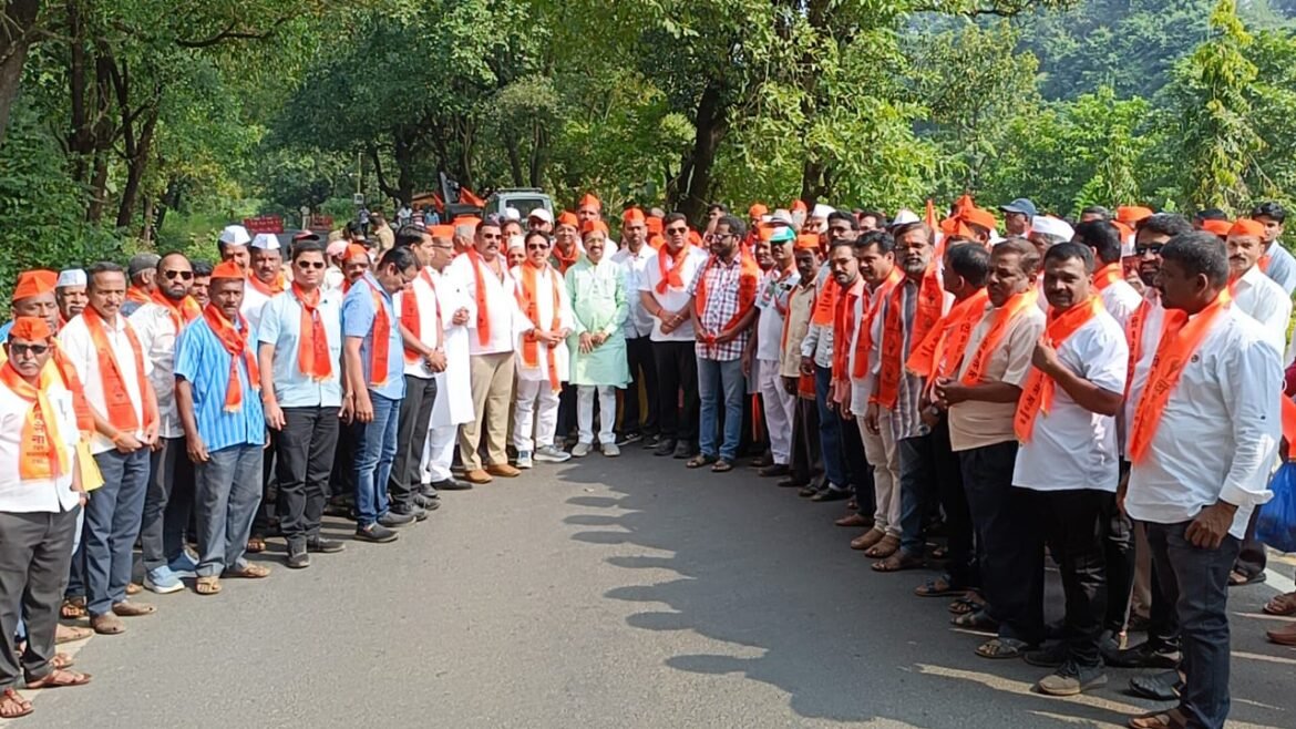 कोण म्हणतो रस्ता होणार नाय, करून घेतल्या शिवाय राहणार नाय!