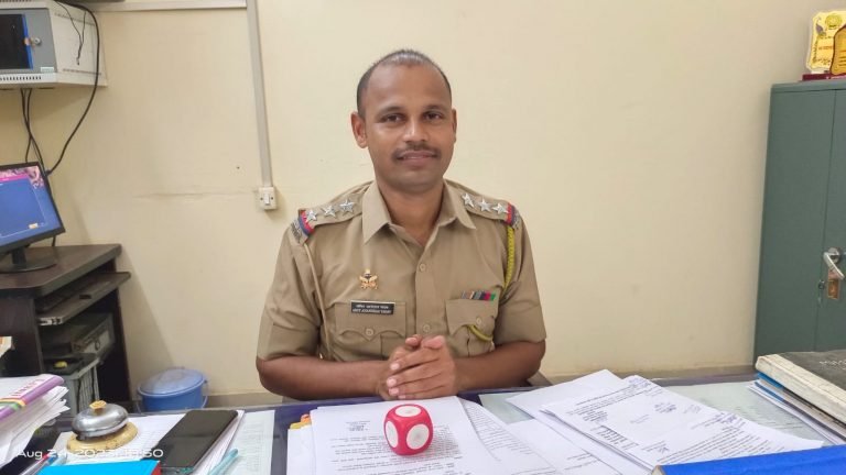 कणकवली शहरात रात्री अपरात्री अनावश्यक फिरणाऱ्याविरोधात होणार कारवाई – अमित यादव