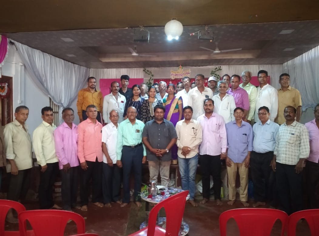 परुळे येथील रास्त दर धान्य दुकानदार कर्मचारी संघटनेच्या सभेत धान्यदुकान कर्मचाऱ्यांच्या संपास संस्था चेअरमनांच पाठिंबा जाहीर