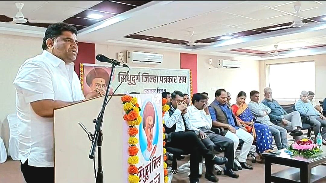 मी निष्ठावंत राहिलो असताना देखील मला शिंदे गटात घेतलं नाही अशा बातम्या विव्हर्स वाढविण्यासाठी चालवल्या जातात!