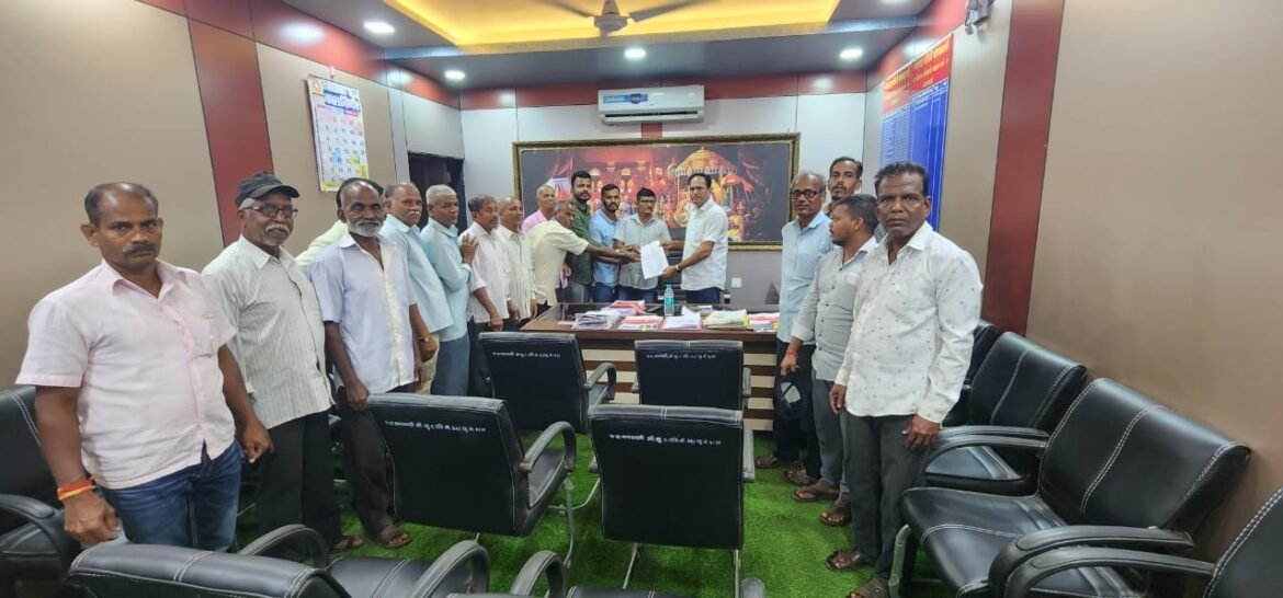 *लोरे गावाची चाललेली घोडदौड आणि गावाचा विकास या कामात विरोधकांचा येतो व्यत्यय*