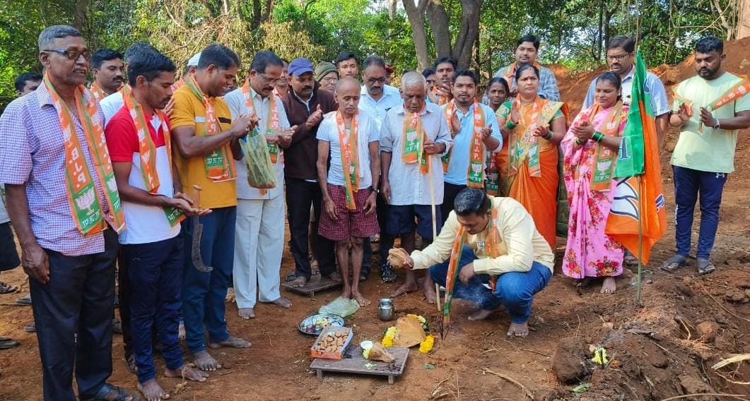 फणसवडे सारख्या दुर्गम गावात मोबाईलची रिंग “खणखणणार” ; संदीप गावडे