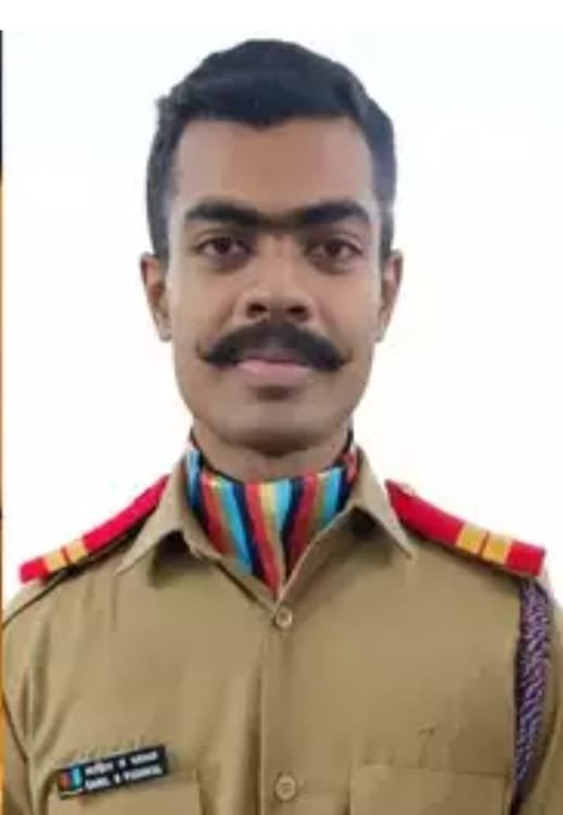 कुर्ली गावाचा सुपुत्र साहिल पडवळ यांचे दिल्ली येथे प्रजासत्ताक दिनी संचलन