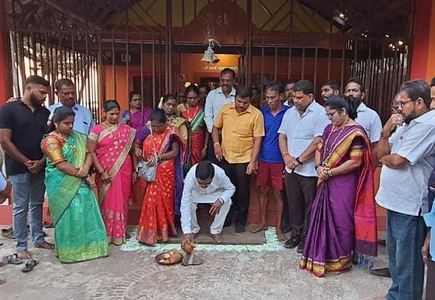 सिंधुदुर्ग जिल्ह्यात एकमेव असलेल्या समर्थ रामदास स्वामींच्या मठाच्या कामासाठी आ. वैभव नाईक यांच्या माध्यमातून १५ लाख रु. निधी मंजूर