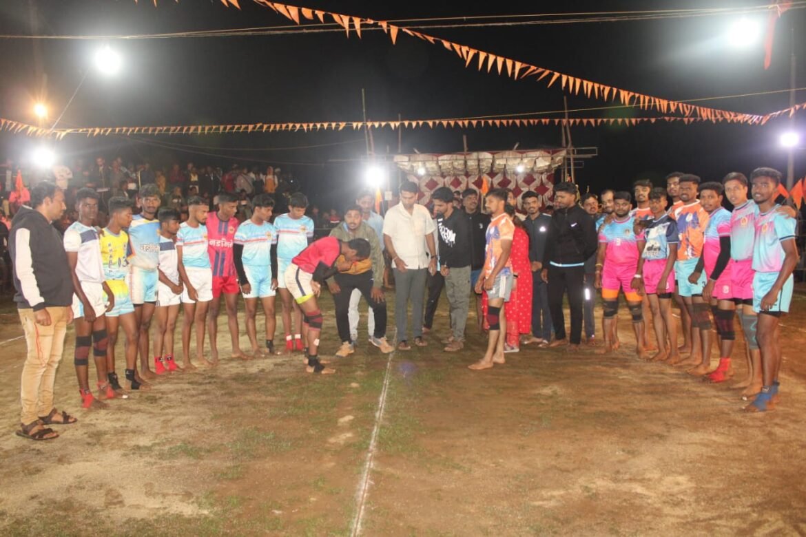 पाडगांव गावठणवाडी युवा क्रीडा मंडळ आयोजित भव्य कब्बडी स्पर्धा संपन्न