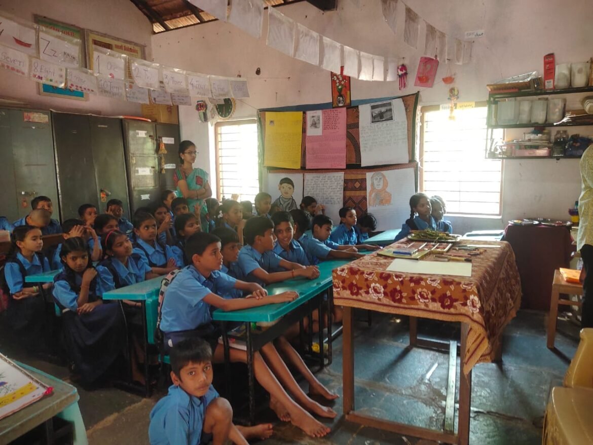 कणकवली शहरातील प्राथमिक शाळांतून चित्रकलेचा आविष्कार : कलाशिक्षक प्रसाद राणेचा अभिनव उपक्रम