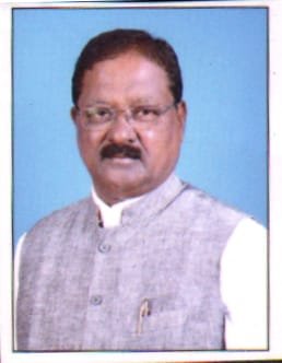 तळेरेतील सेवानिवृत्त वरीष्ठ पोलीस अधिकारी सुर्यकांत तळेकर अक्कलकोट भूषण पुरस्कार २०२४ ने सन्मानित