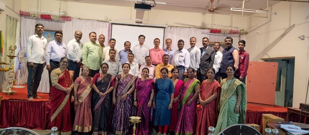 बॅ .नाथ .पै .बीएड कॉलेज कुडाळ अंतर्गत डीएसएम पदविका अभ्यासक्रम २०२३-२४ विद्यार्थ्यांचा निरोप समारंभ