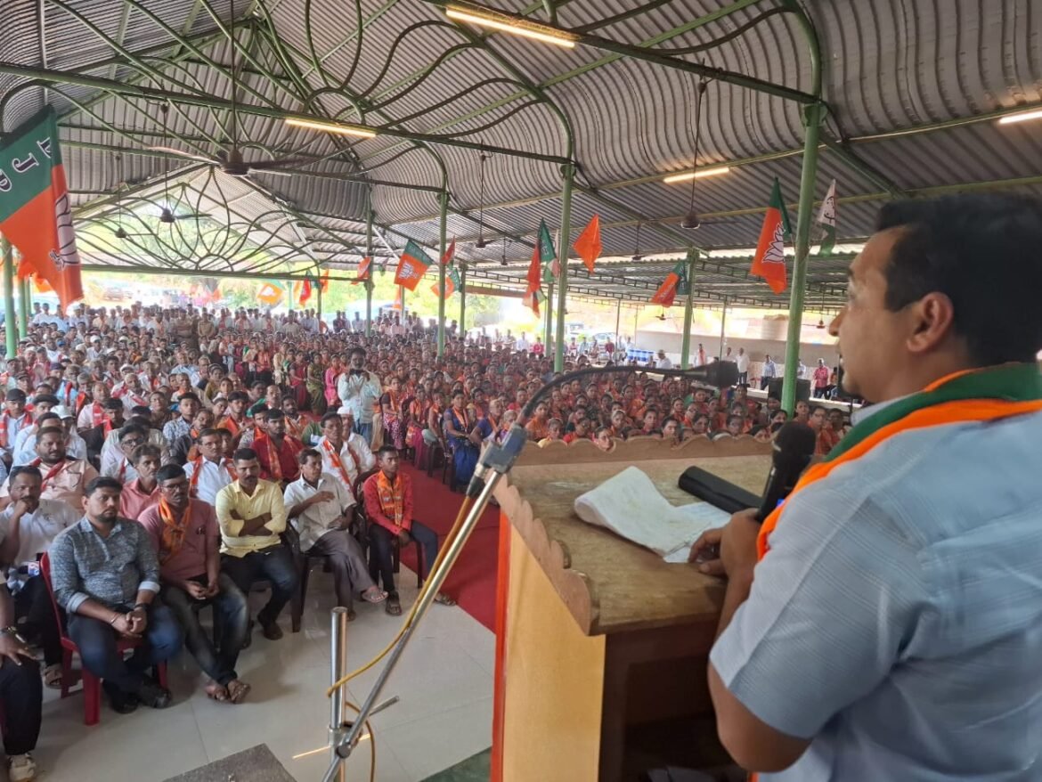 फोंडाघाट विभागातून ९० टक्के मतदान होण्यासाठी सर्वांनी मेहनत घेऊया;आमदार नितेश राणे यांचे आवाहन