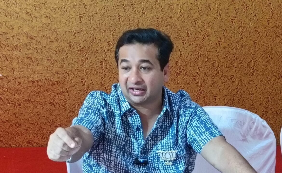 *स्व.बाळासाहेबांच्या अखेरच्या दिवसांत उध्दव ठाकरेंनीच त्यांचे हाल हाल केले*