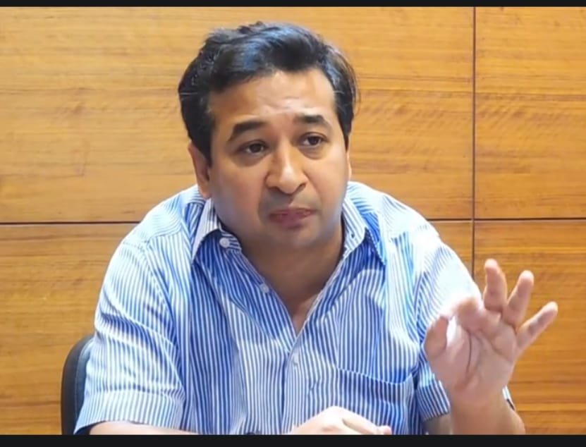 उद्धव ठाकरे हा गद्दार व बेईमान माणूस ;उपमुख्यमंत्री फडणवीस यांनी खरा चेहरा दाखविला