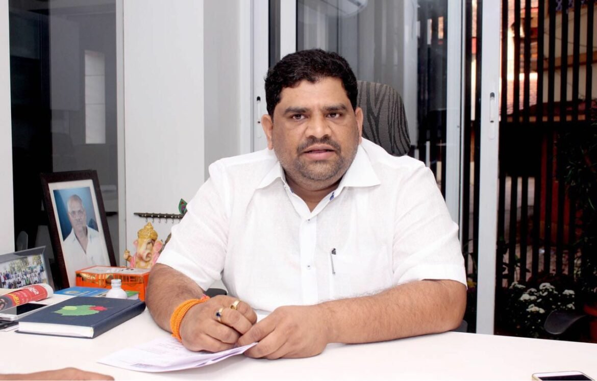 विविध प्रश्नांबाबत आ. वैभव नाईक उद्या घेणार जिल्हाधिकारी आणि मुख्य कार्यकारी अधिकारी यांची भेट