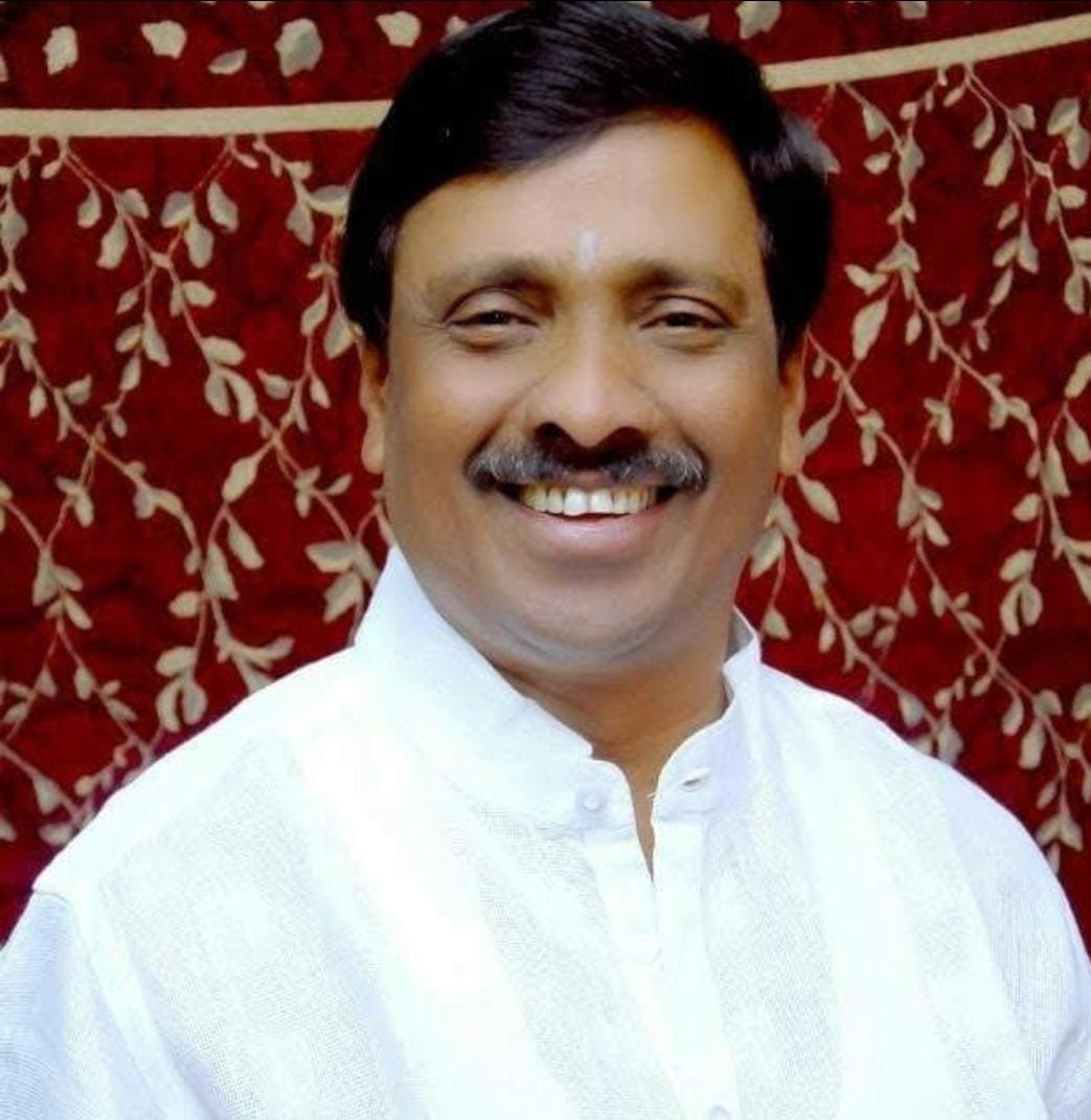 शिवसेना नेते (उबाठा) तथा सचिव मा. खासदार श्री. विनायकजी राऊत साहेब यांचा सिंधुदुर्ग दौरा