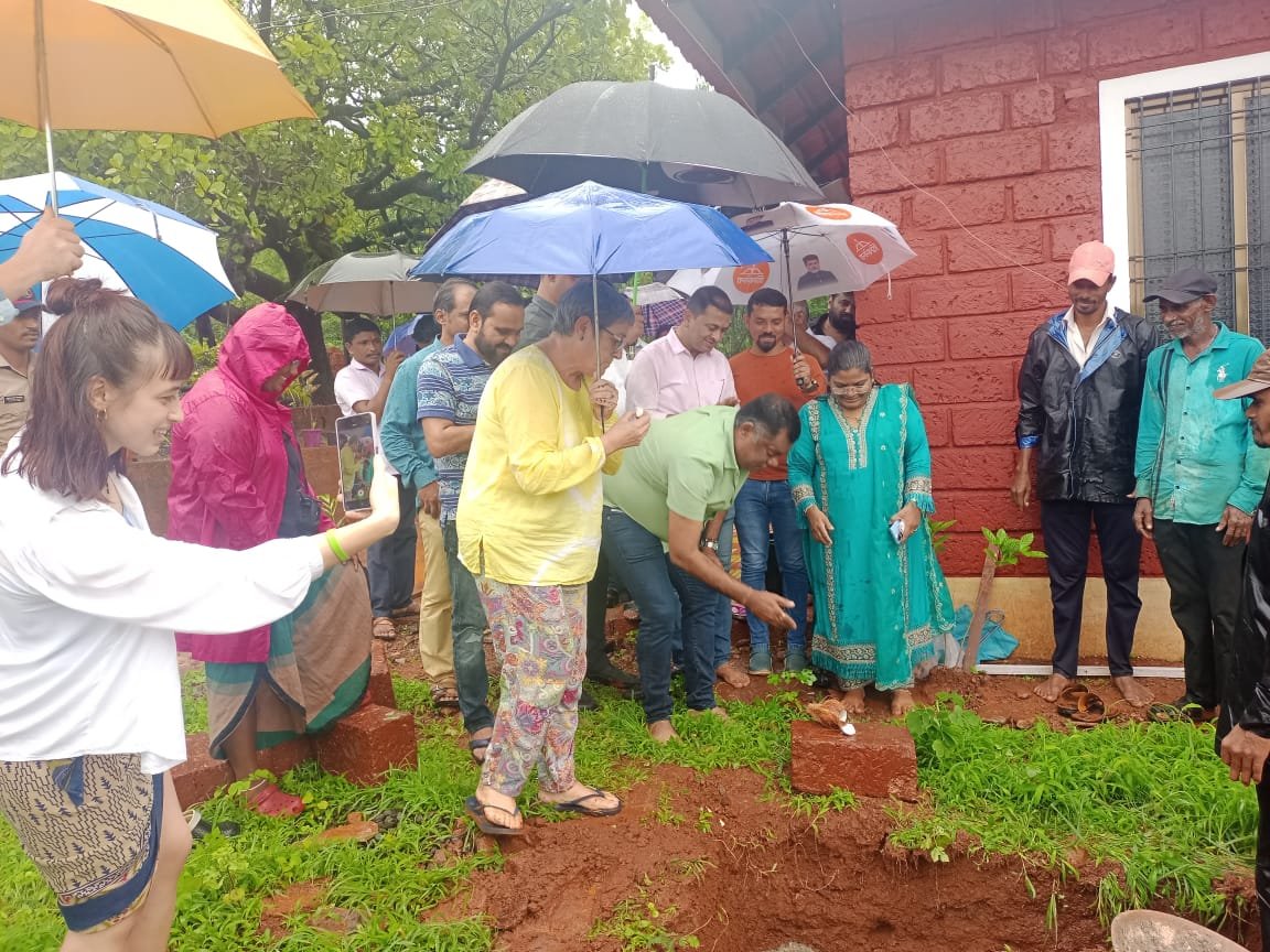 *_किरण उर्फ भय्या शेठ सामंत यांच्या हस्ते लांजा येथील भाकर ग्रामीण वाचनालय इमारत उभारणी कामाचे भूमिपूजन_*