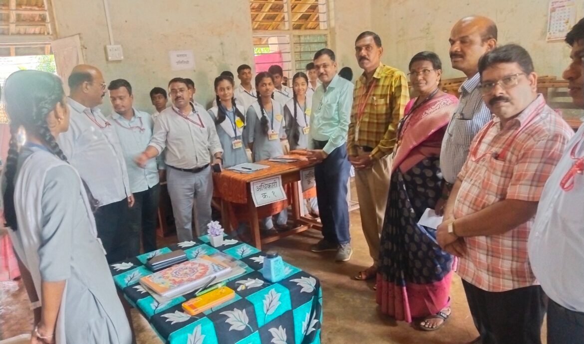 विद्यामंदिरमध्ये पार पडली अनोखी निवडणूक*