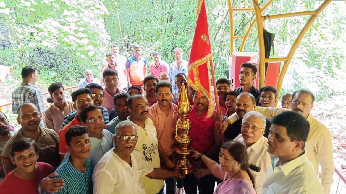 असलदे उगवतीवाडी येथील ब्राम्हणदेव मंदिराचा जीर्णोद्धार उत्साहात.