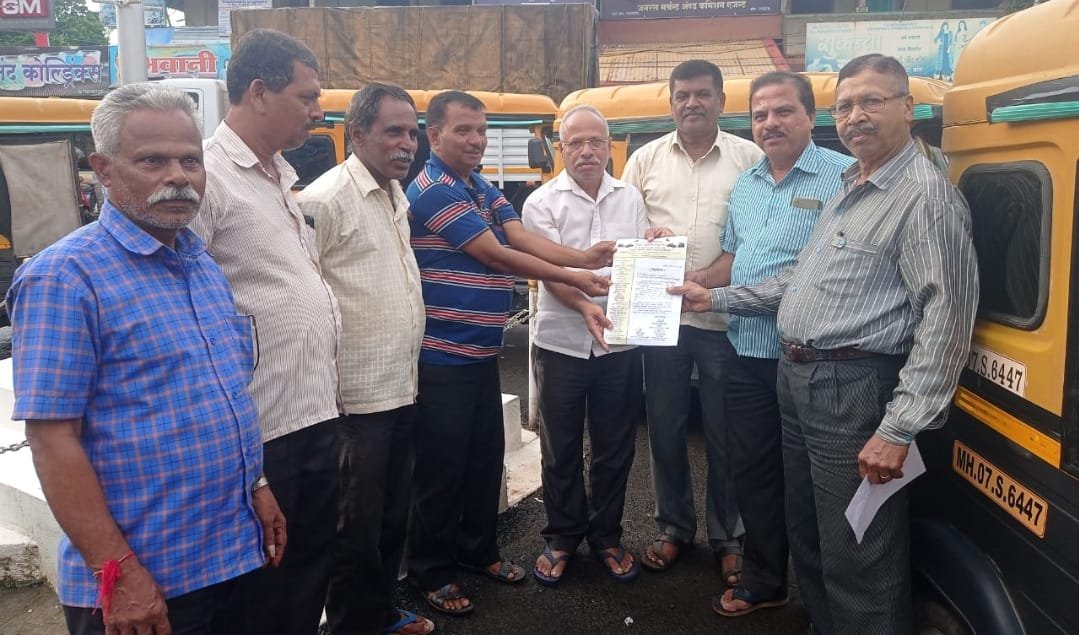 कोकण विभाग रिक्षा टॅक्सी महासंघाच्या सावंतवाडी तालुकाध्यक्षपदी धर्मेंद्र सावंत यांची निवड