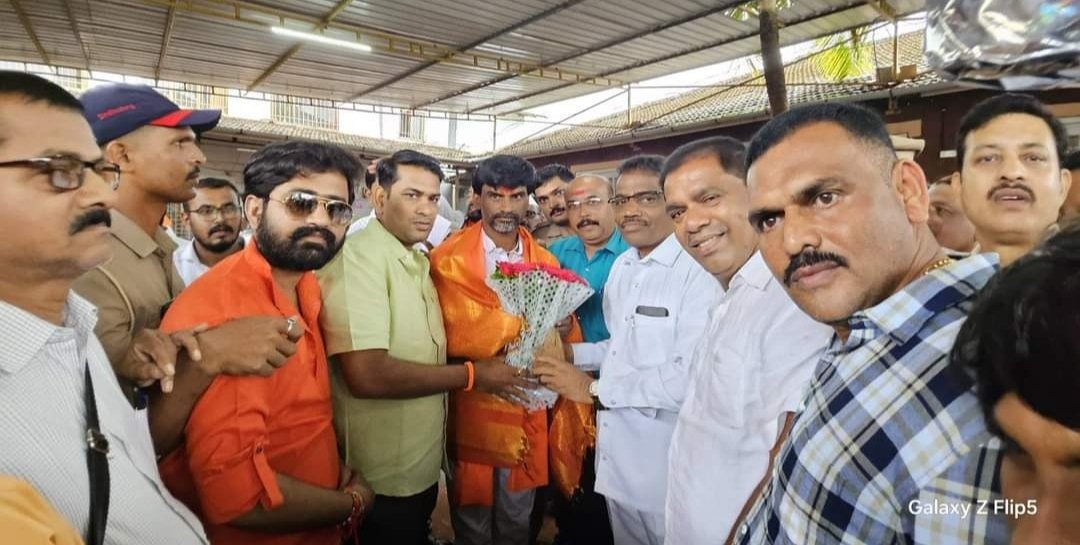 सिंधुदुर्ग मराठा मंडळाच्या वतीने सतीश सावंत व सुशांत नाईक यांनी मालवण मध्ये केले स्वागत