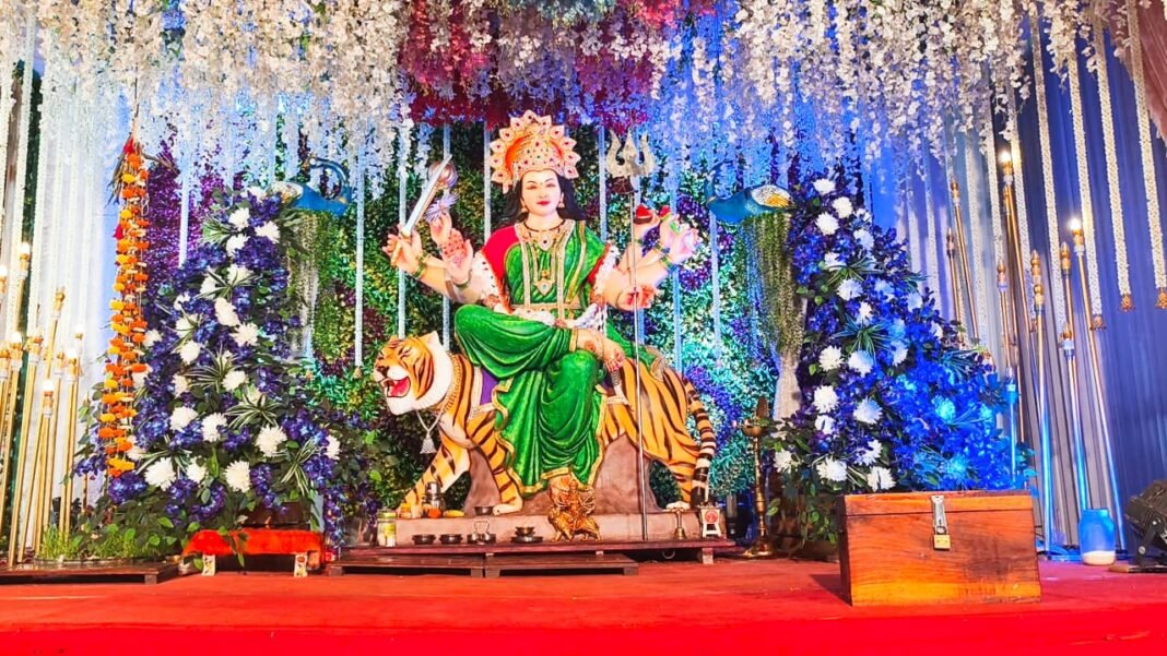 कणकवली बाजारपेठ आई भवानीचे भव्य मिरवणुकीने आज होणार विसर्जन