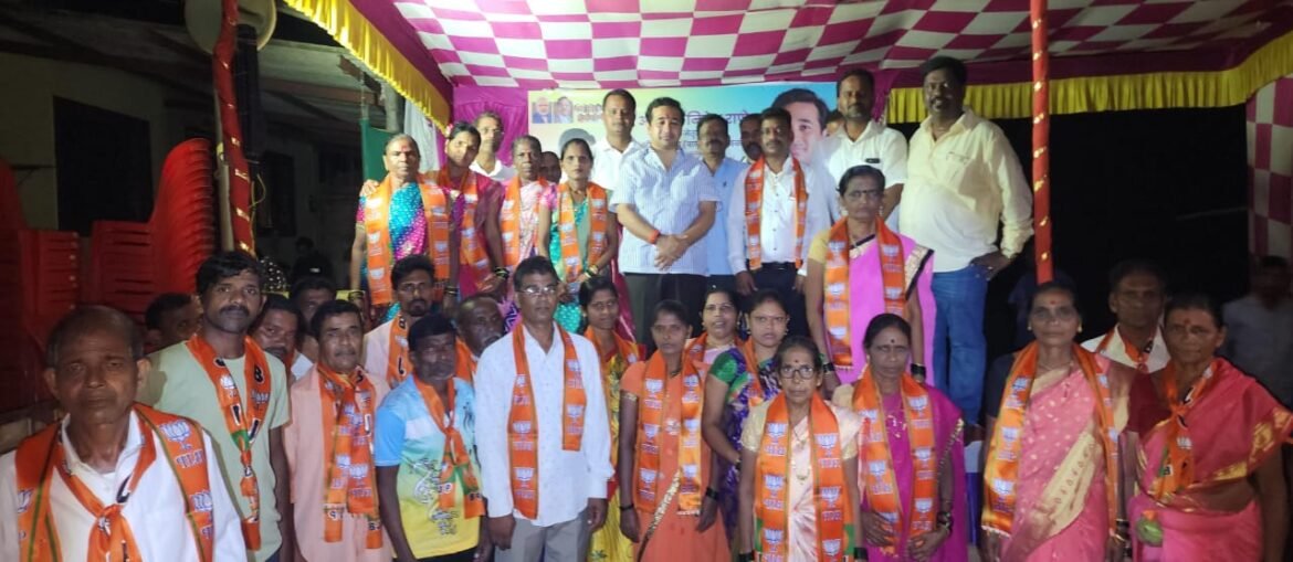 आमदार नितेश राणे यांनी बिडवाडी विभागात उबाठा सेनेला पाडले खिंडार*