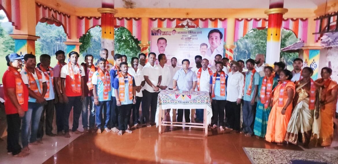 भरणी सरपंच अनिल बागवे सह ग्रा.पं.सदस्य आणि शेकडो कार्यकर्त्यांनी केला भाजपात प्रवेश