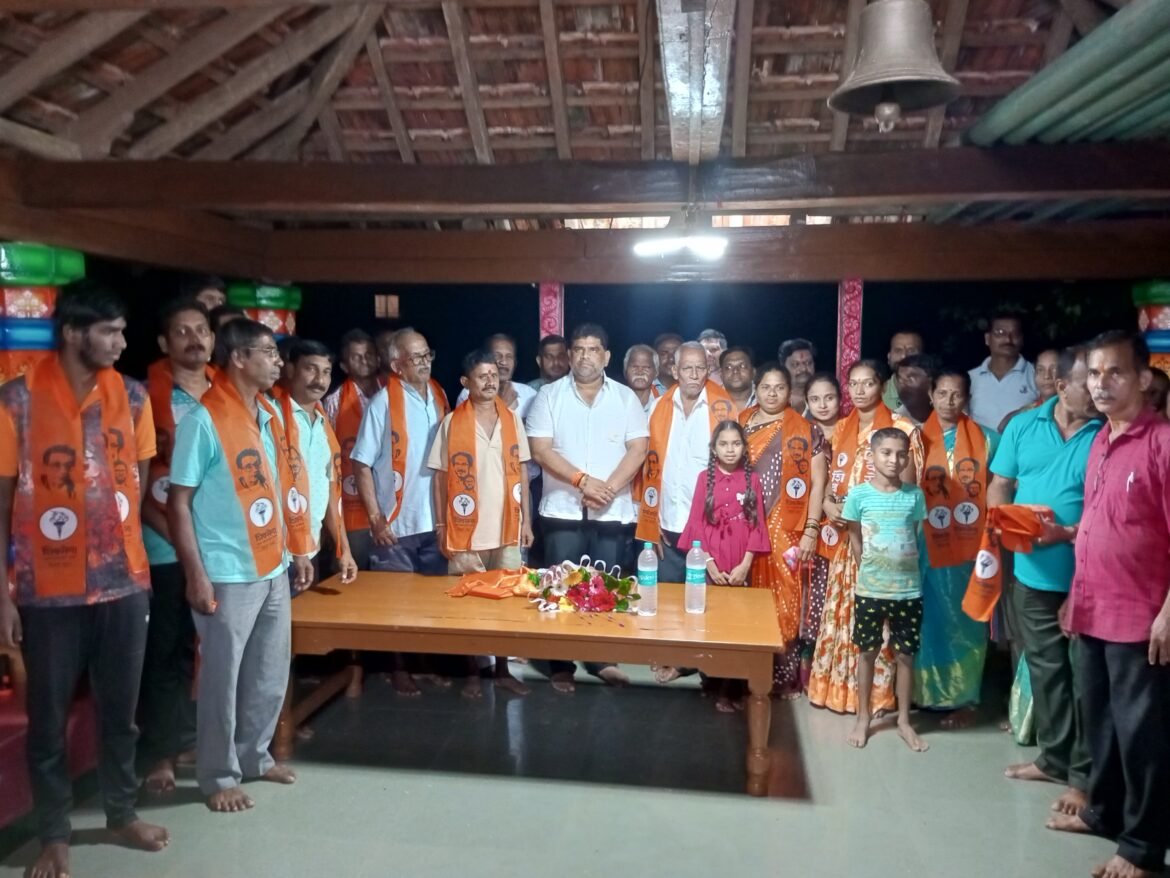 *आ. वैभव नाईकांचे भाजपला दे धक्का सुरूच; पेंडूर परबवाडी येथील राणे समर्थकांचा शिवसेनेत प्रवेश*