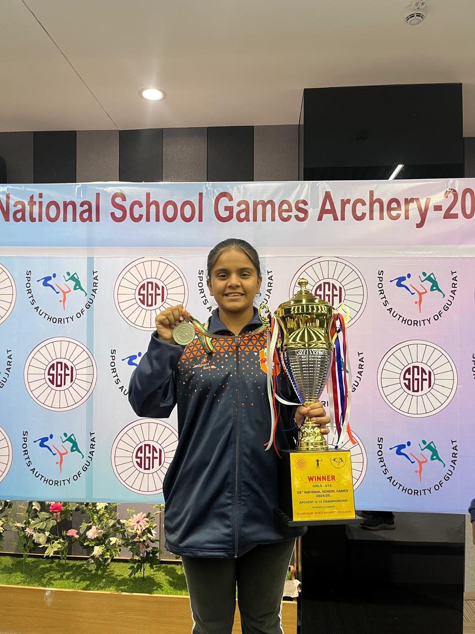 सिंधुकन्या अक्सा मुदस्सरनझर शिरगावकरने धनुर्विद्या राष्ट्रीय स्पर्धेत पटकावले सांघिक सिल्व्हर मेडल