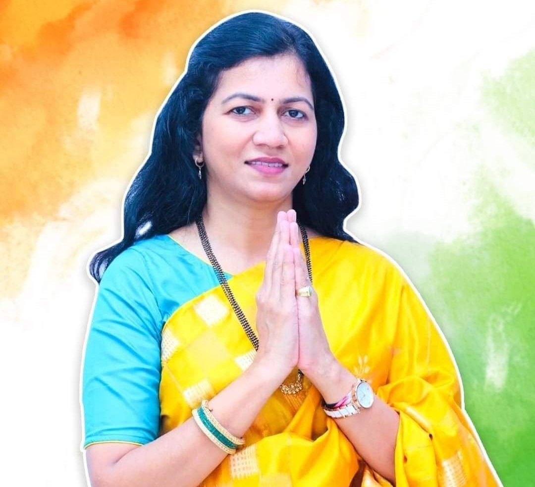 *लढणार आणि जिंकणारच जनतेसाठी माघार नाही– अर्चना घारे परब*