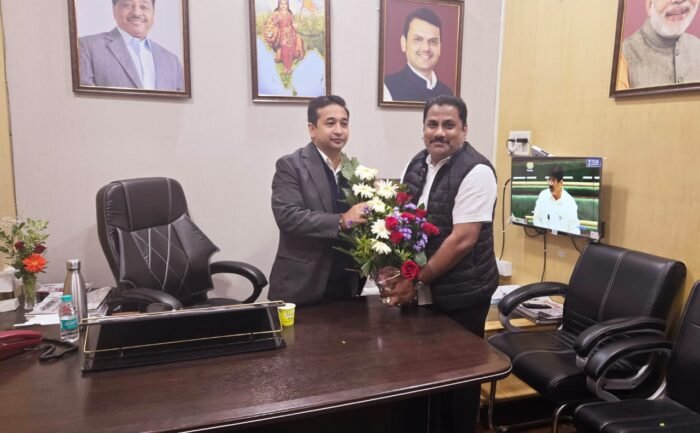नामदार नितेश राणेंचे अनिस नाईक यांनी केले अभिनंदन