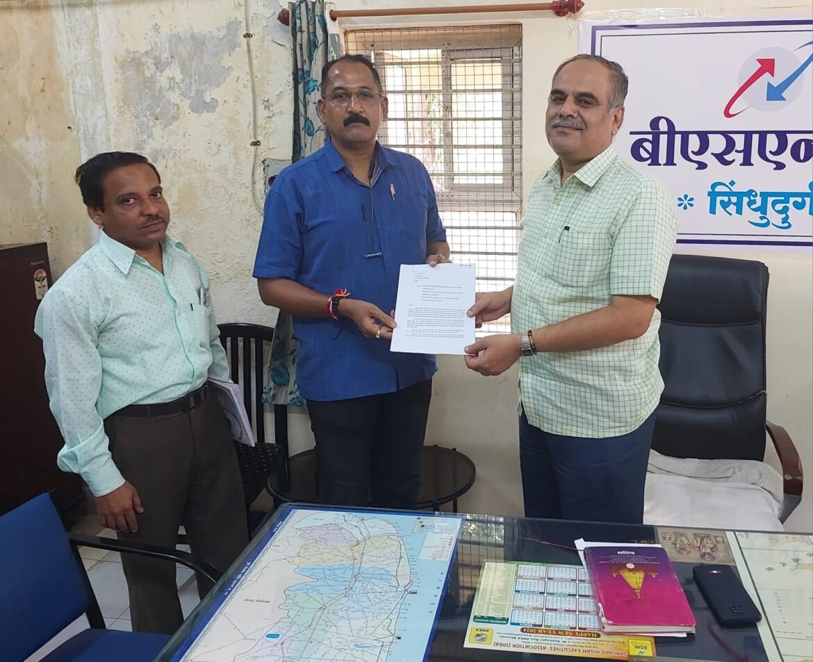 भाजपा पदाधिकाऱ्यांची बीएसएनएल कार्यालयाला धडक