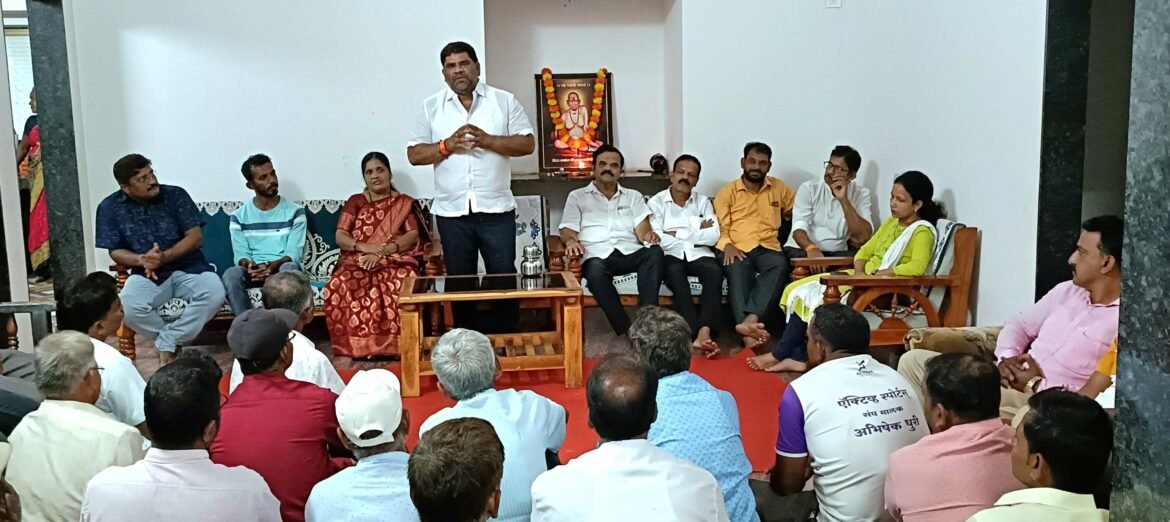 कार्यकर्ते आणि जनतेच्या पाठीशी राहणार- वैभव नाईक