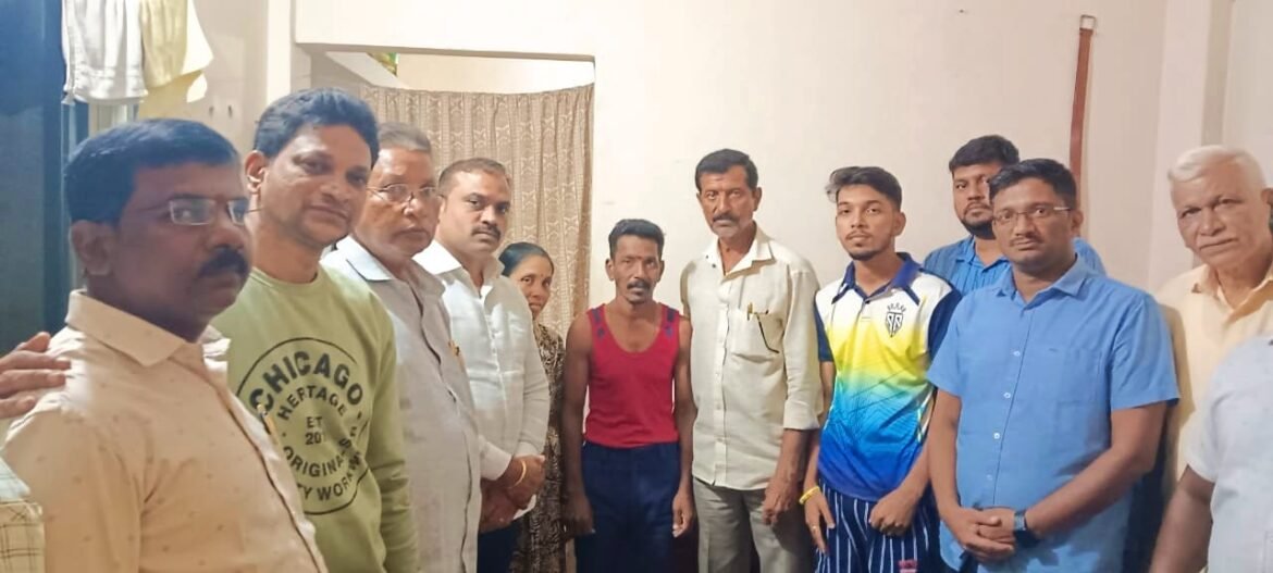 कॅन्सर ग्रस्त राजेंद्र चव्हाण यांना मदतीसाठी सरसावले हात