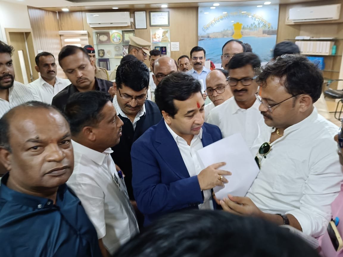 रोजगार,आरोग्य,पर्यटन बाबत हेल्पलाईन दोडामार्ग ग्रुपने पालकमंत्र्यांचे वेधले लक्ष