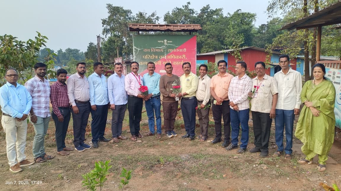 कणकवली वनक्षेत्रपाल कार्यालयात पत्रकार दिन साजरा