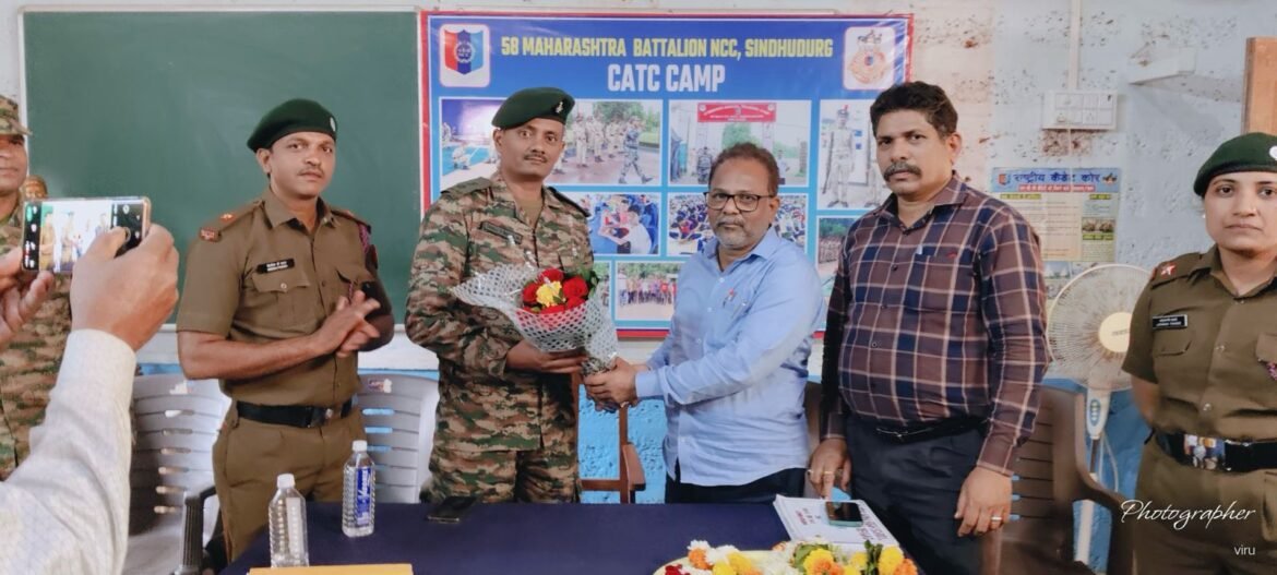 *शिरगाव हायस्कूलच्या एनसीसी विभागाला लेफ्टनंट कर्नल तनुज दीपक राव मंडीक यांची भेट*